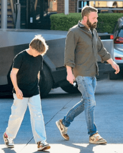 Ben Affleck faces ridicule for looking “disheveled” in public, while Jennifer Lopez is praised for being “on another level.”