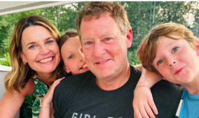 Fans were concerned after Savannah Guthrie shared a photo from the hospital on her son’s special day: “So that’s why she left…”