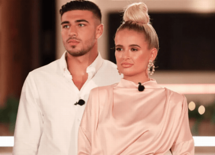 Molly-Mae Hague let down fans by rekindling her relationship with ex Tommy Fury during the holidays: “She’s completely oblivious to the obvious…”