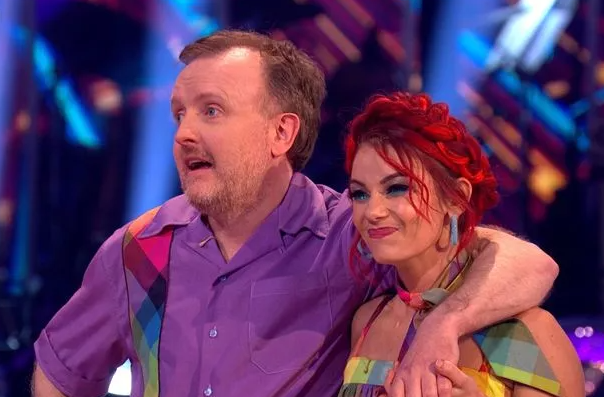 Chris McCausland, the champion of Strictly Come Dancing, recently opened up about Dianne Buswell’s rigorous approach when he failed to meet her standards on the show, labeling her as a challenging collaborator.