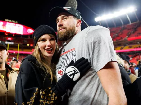 Taylor Swift is sparking rumors of a breakup with Travis Kelce due to her recent actions, which has fans worried about their relationship.