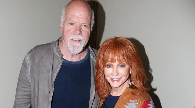 Rex Linn, Reba’s long-term companion, admitted that he wishes he hadn’t decided to collaborate with her on the project.