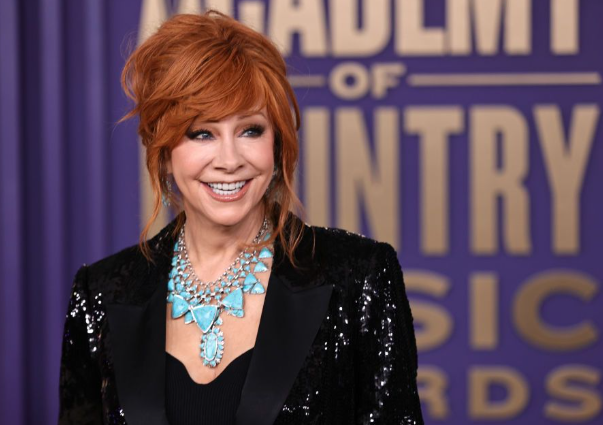 Reba shared never-before-seen photos from her family vacation to Africa, describing the experience as pure joy.
