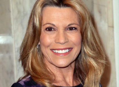 Nikko Santo Pietro has the attention of both the audience and Drew Barrymore, as he humorously shared the surprising choice of attire his mother, Vanna White, wears at home.